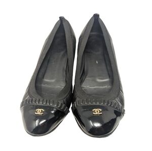 Chanel Black Patent Leather Ballerina Ballet Cap Toe Ruffle Flats Size EU 37.5